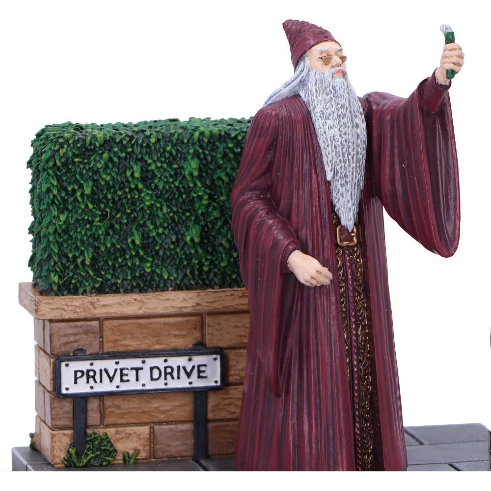 Privet Drive Light Up Figurine