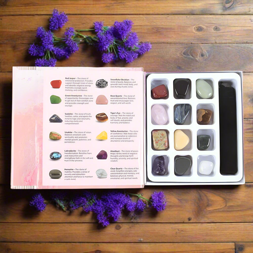 The Little Book of Crystal Healing Gift Set